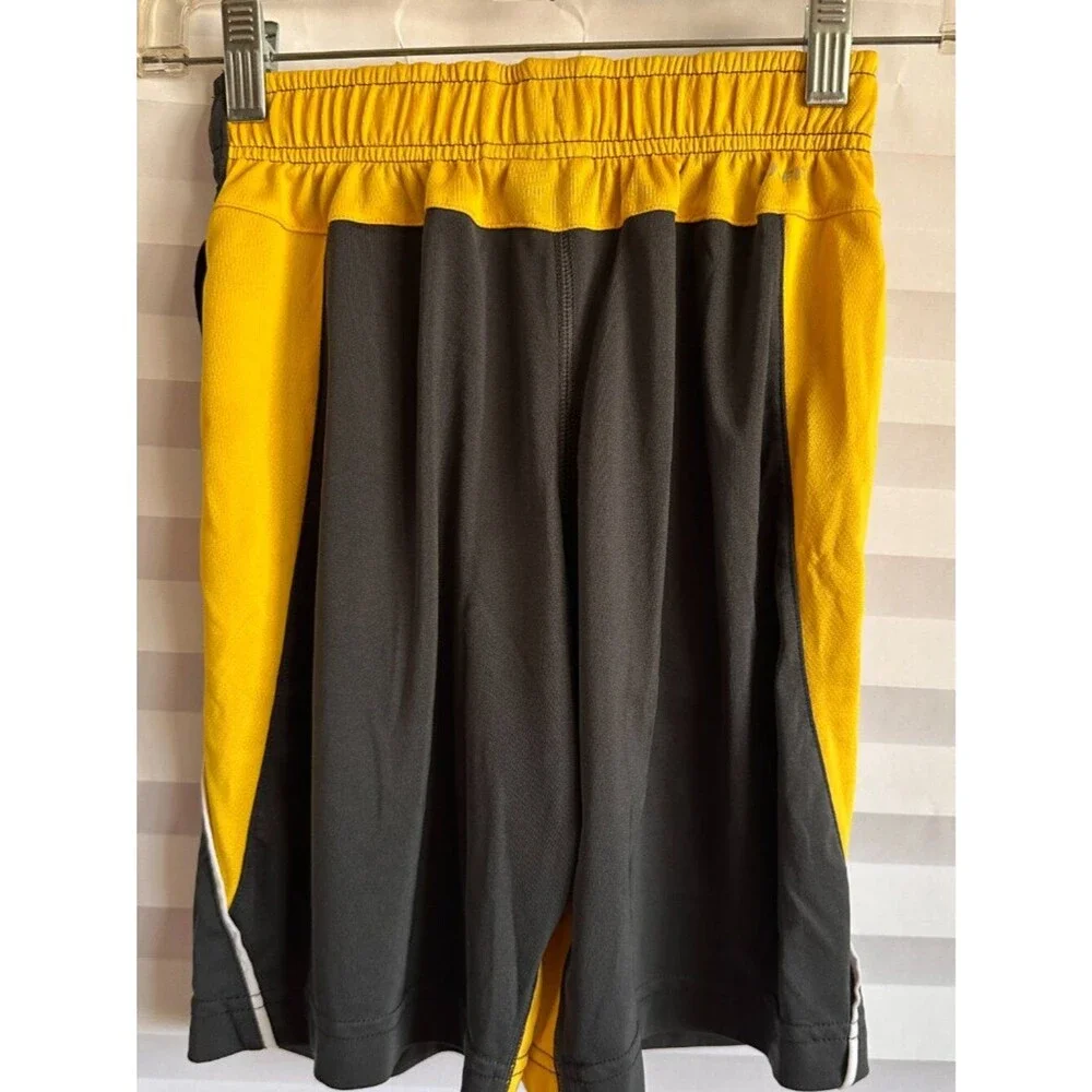 Nike Dri-Fit Athletic Gym Shorts Drawstring Waist Mens Size Small S